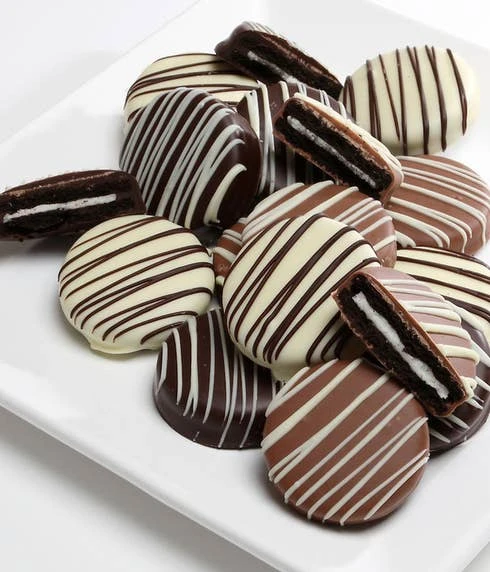Chocolate Covered Oreos - 12 Pieces 1 Chocolate Covered Oreos - 12 Pieces