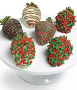 Other Christmas Chocolate Covered Strawberries (6 Pieces)